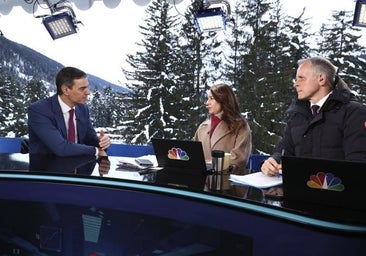 Sánchez reconoce que la entrada en Telefónica es parte de una estrategia de mayor implicación del Gobierno en el sector privado