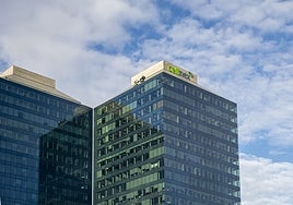 Cellnex analiza ofertas por sus activos en Austria e Irlanda por unos 2.000 millones