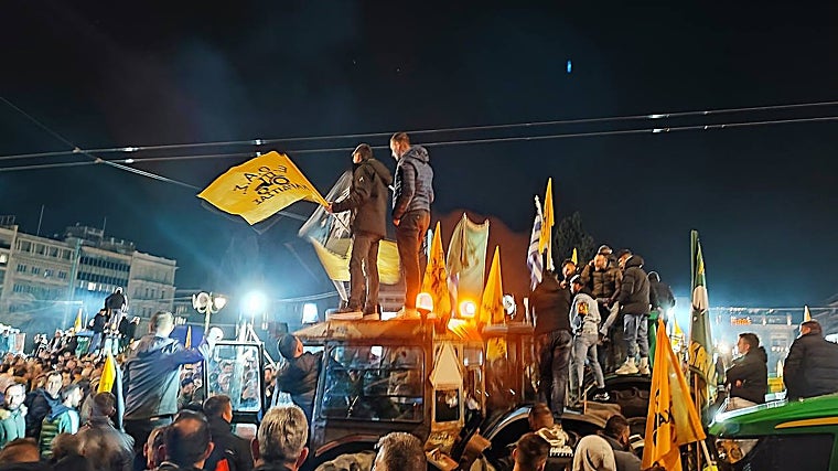 Tractores frente al Parlamento
