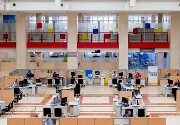 La justicia europea denuncia las 'trampas' de España en la contratación de empleados públicos e insta a hacer fijos al millón de interinos