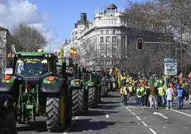 Huelga de agricultores en Madrid, en directo: carreteras cortadas y última hora de la tractorada hoy