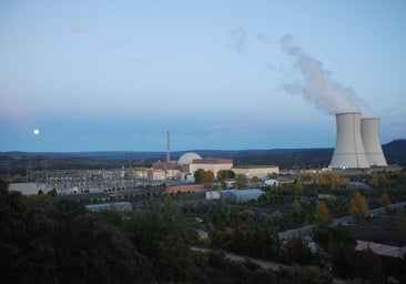 Las nucleares advierten de que la subida del 40% de la tasa para gestionar residuos «compromete su viabilidad»