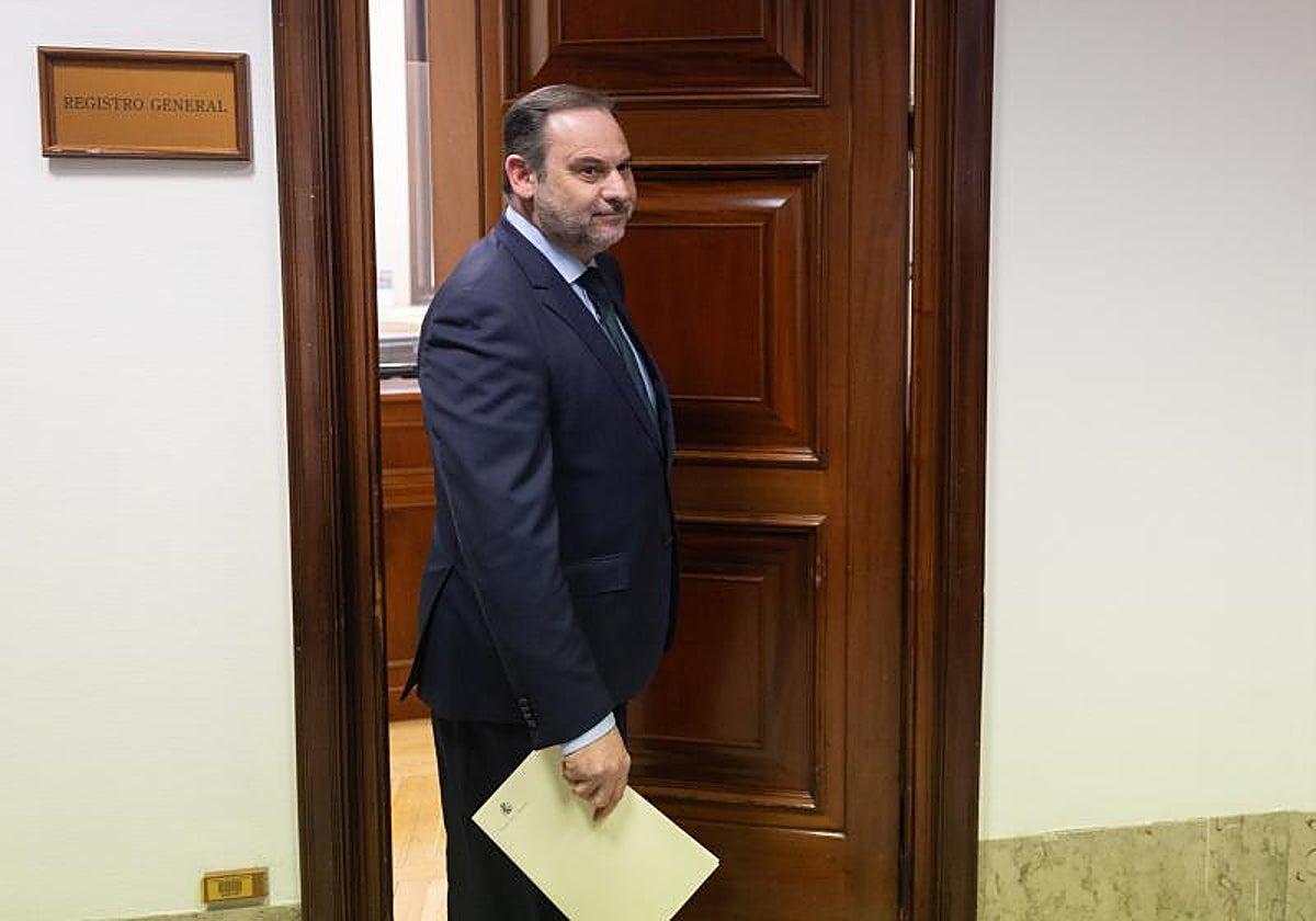 El exministro de Transportes y diputado en el Congreso, José Luis Ábalos