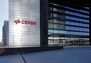 Cepsa perdió 233 millones el año pasado tras pagar 323 millones por el 'impuestazo'