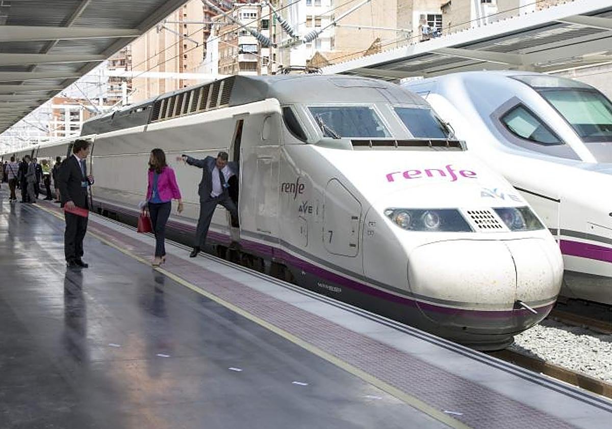 Renfe lanza billetes de tren a 25 euros para viajar a Asturias: cómo comprarlos y para qué fechas son