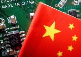La UE y EE.UU. pactan un frente común ante la posición dominante de China en los 'chips'