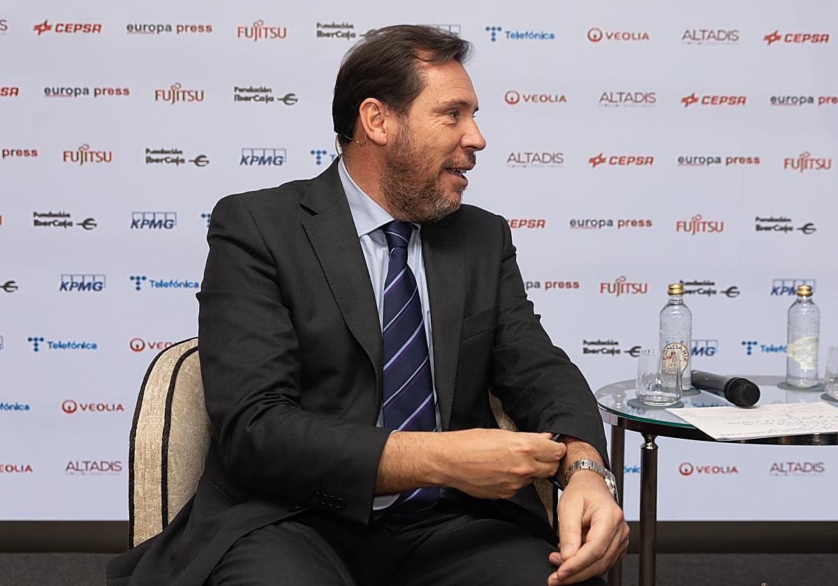 El ministro de Transportes, Oscar Puentes, durante un desayuno informativo en Europa Press