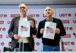 UGT y CC.OO. inoculan la reivindicación de Pedro Sánchez de regeneración democrática  en la manifestación del Primero de Mayo