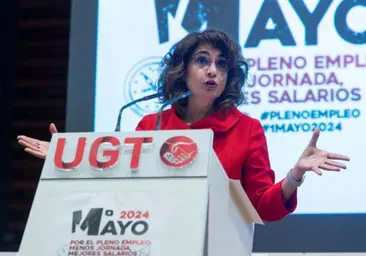 La vicepresidenta primera y ministra de Hacienda, María Jesús Montero en su discurso del Primero de Mayo