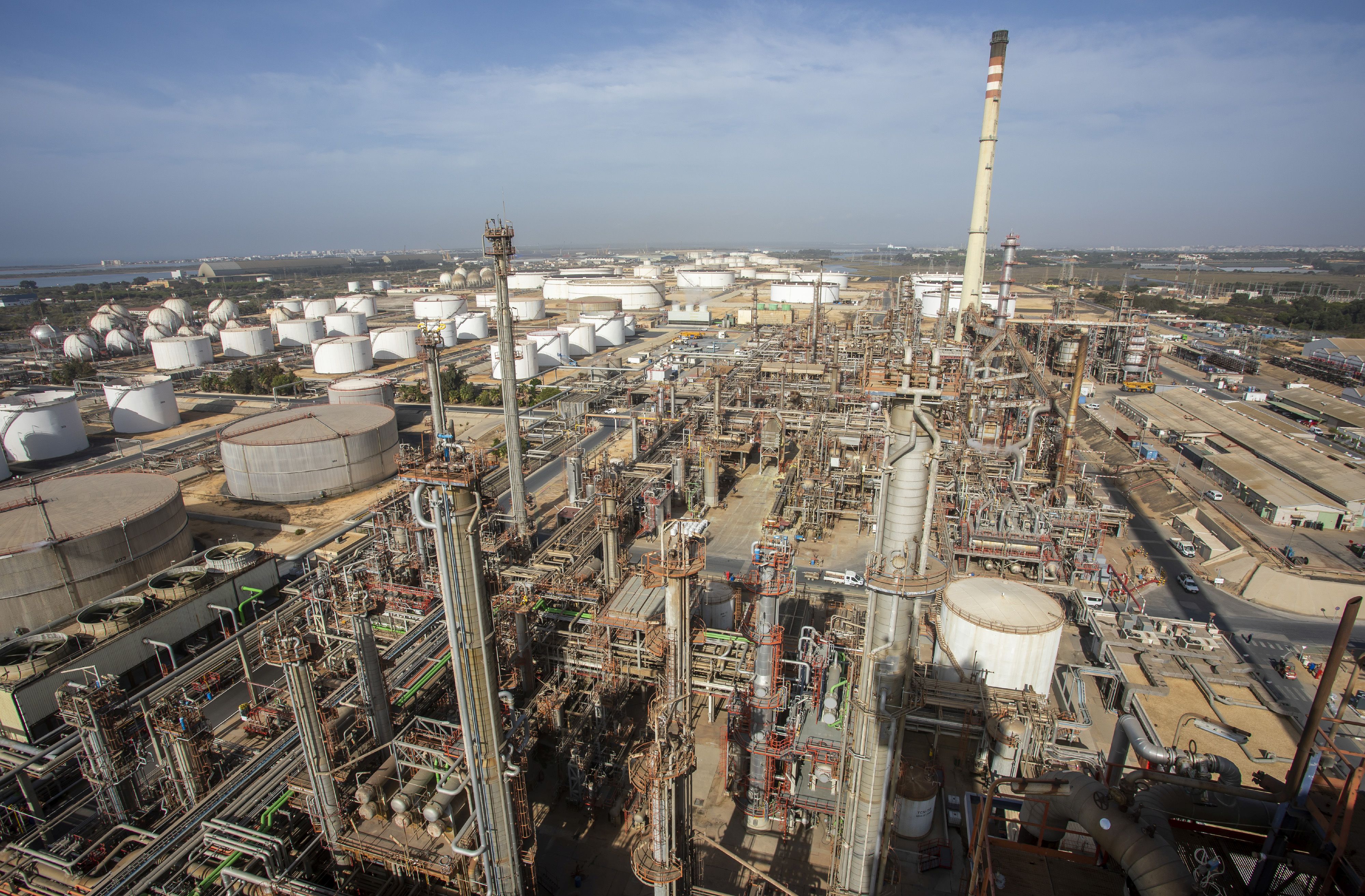Cepsa, yeşil hidrojenin 2050 yılında enerji karışımının %10 ila %27'sini temsil edeceğini öngörüyor