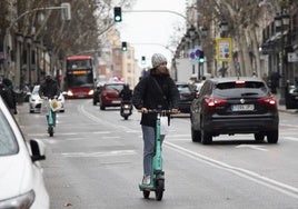 El seguro de patinetes será obligatorio como muy tarde en enero de 2026 y el sector prevé precios más altos