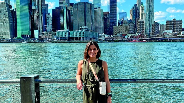 Coro Celigüeta Azurmendi trabaja en el equipo de Supply Chain de Microsoft Cloud en Nueva York tras haber estudiado un MBA en el MIT con una beca de la Fundación Rafael del Pino