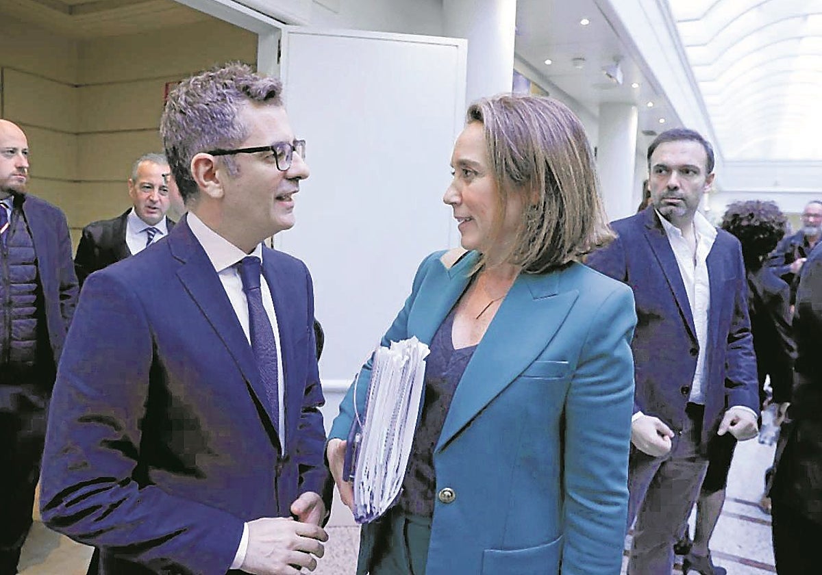 El ministro de Presidencia, Félix Bolaños, y la secretaria general del PP, Cuca Gamarra