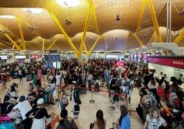 El error informático mundial en Microsoft crea caos en aeropuertos, bancos y empresas