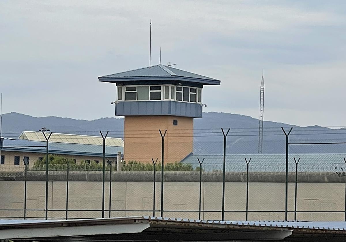 Cuánto dinero cobra un preso por estar en la cárcel en España en 2025: salario medio y retribuciones