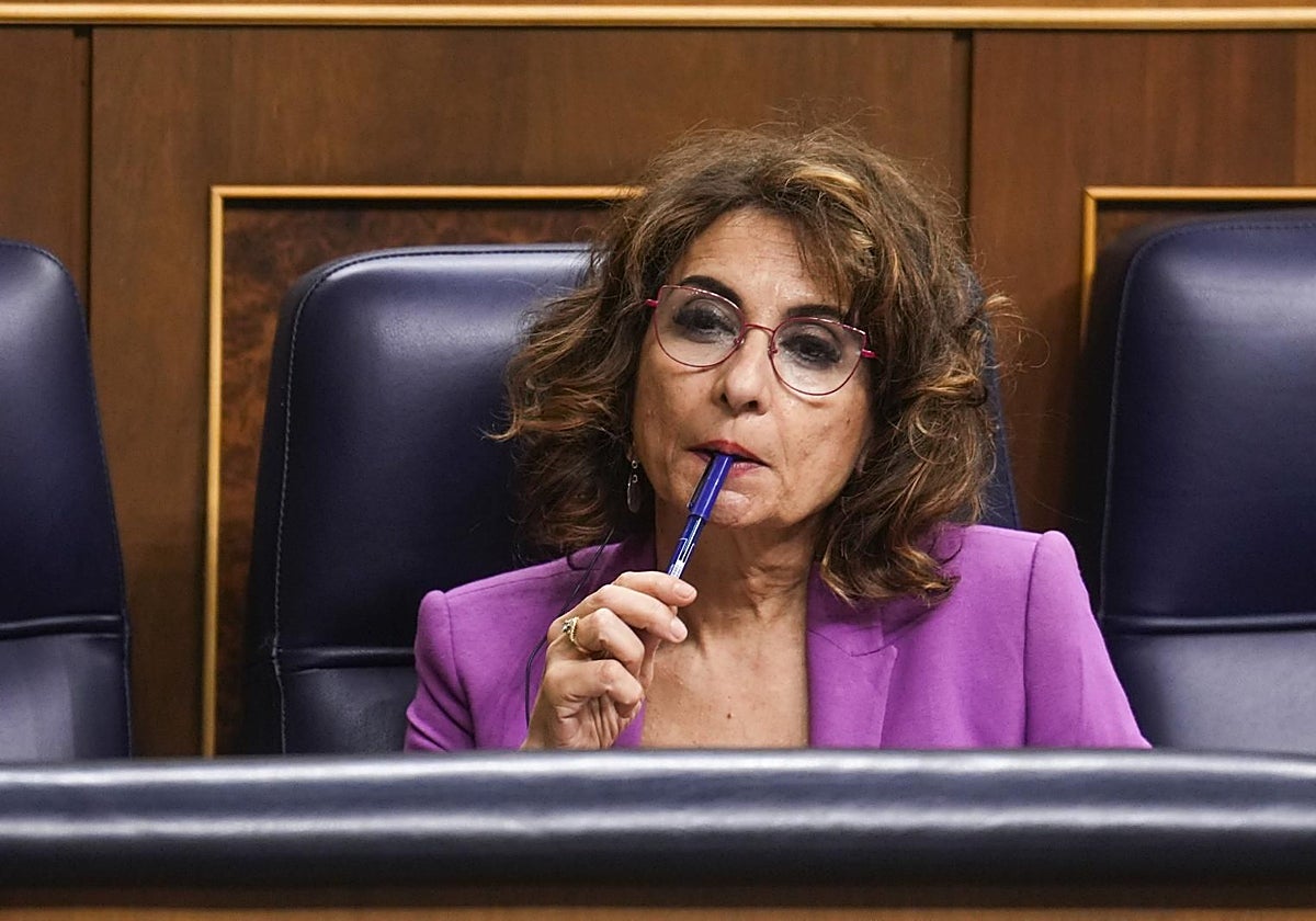 La vicepresidenta primera y ministra de Hacienda, María Jesús Montero