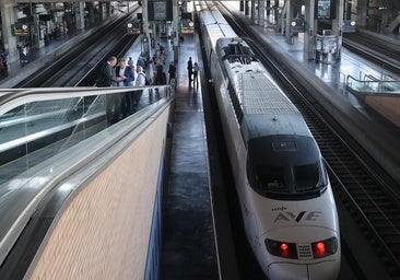 Los trenes que unen Santander con Madrid, Palencia y Valladolid dejan de circular desde este jueves