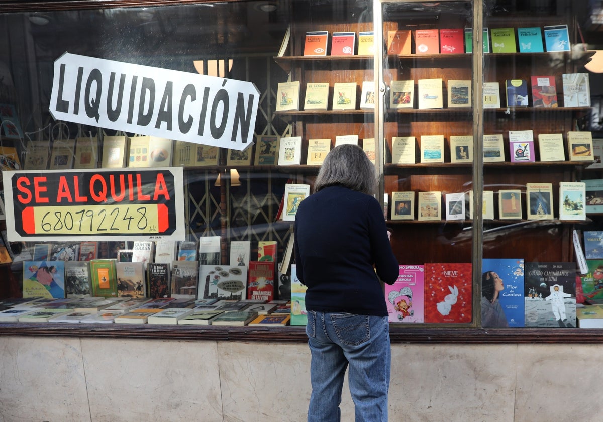 Cierre de la librería Pérgamo (Madrid)