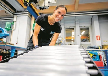 La FP dual busca pista para su despegue definitivo
