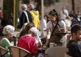 Los afiliados extranjeros crecen un 34% desde la pandemia y suman el 13,5% del total del sistema