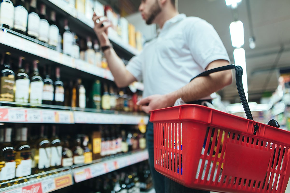 Estos son los supermercados más baratos de España, según la OCU