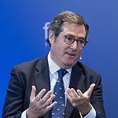 La Comisión de Trabajo de CEOE rechaza la rebaja de jornada laboral de Yolanda Díaz y la semana de cuatro días del PP