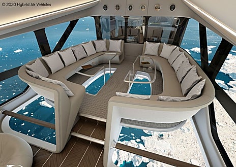 Imagen secundaria 1 - Airlander 10 en un vuelo de prueba sobre tierras de Escocia. Las otras dos imágenes son recreaciones de lo que será su interior