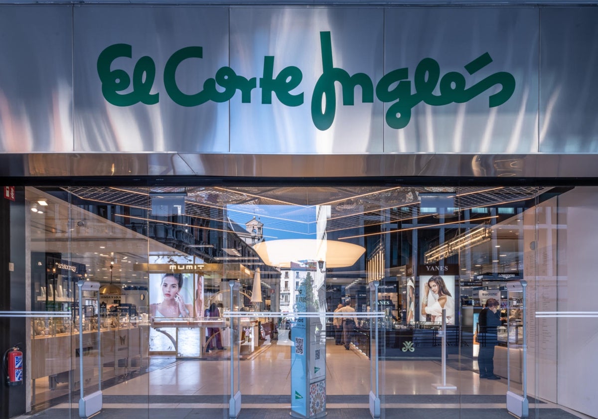 El Corte Inglés genel müdürü José María Folache'den vazgeçiyor