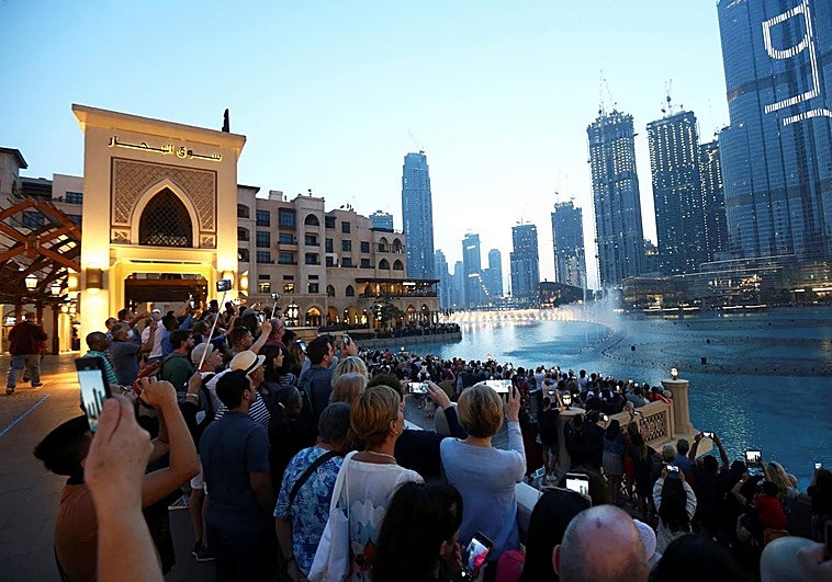 La estrategia de Dubai para atraer el turismo: abrir la primera gran fábrica de cerveza del Golfo