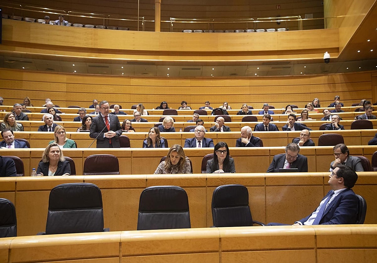 El ministro de Transformación Digital y para la Función Pública, Óscar López, en el Senado