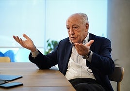 Nemesio Fernández-Cuesta:  «No tiene sentido que cerremos las nucleares»