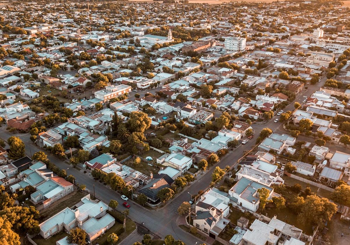 Esta es la ciudad de España más barata para comprar una vivienda de tres habitaciones: cuestan menos de 120.000 euros