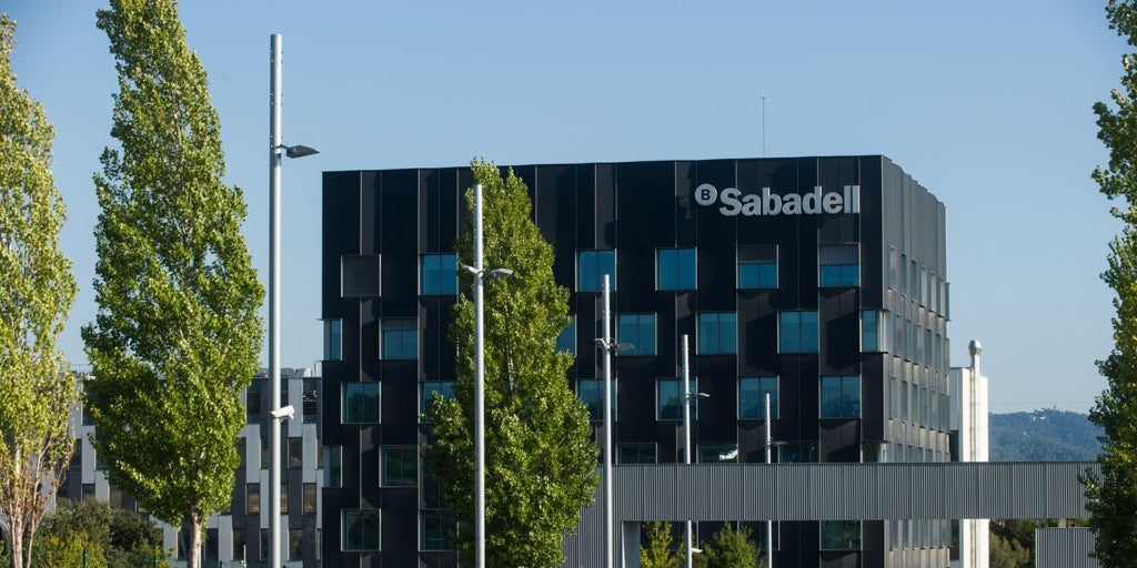 Banco Sabadell volverá a Cataluña más de siete años después y en plena opa de BBVA