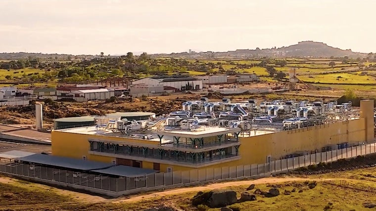 Imagen de la factoría que acaba de inaugurar la empresa californiana Diamond Foundry en Trujillo para producir diamante sintéticos a partir de reactores de plasma