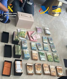 Imagen secundaria 2 - Cae una red que blanqueó 35 millones de euros con criptomonedas y efectivo de otras organizaciones criminales