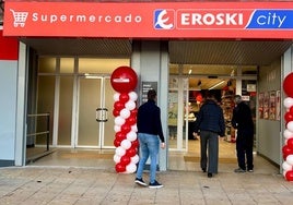 Iberdrola y Eroski firman un acuerdo para la gestión energética de sus supermercados