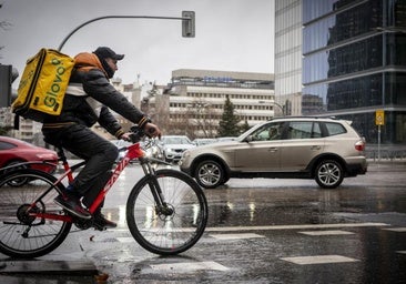 Just Eat y Glovo: una guerra entre los juzgados y la carretera