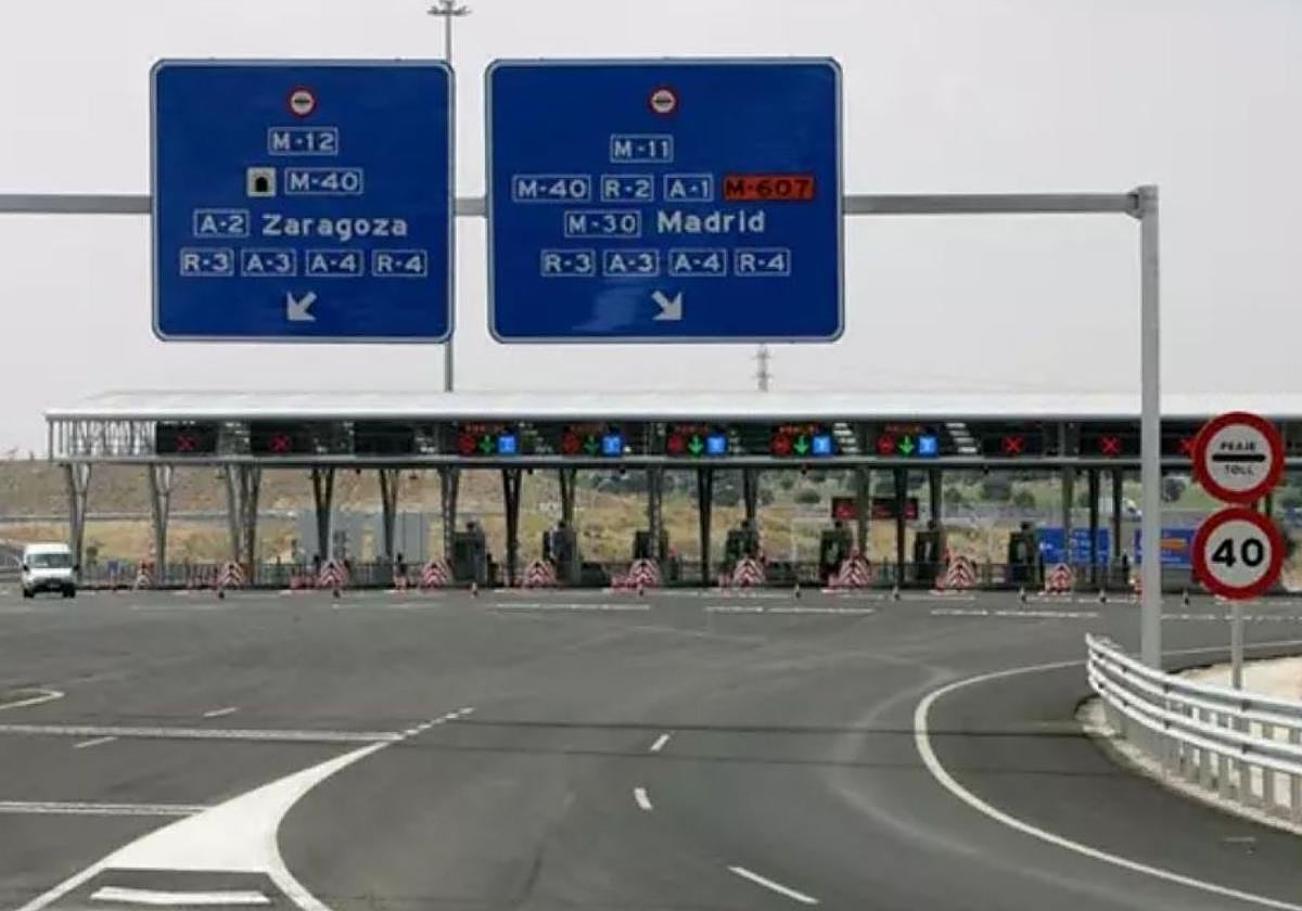 Un peaje situado en la R-2.