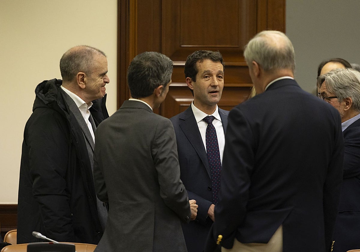 Ángel Escribano, presidente de Indra, en la comisión de Seguridad Nacional del congreso de los diputados