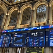La Bolsa española vuelve a teñirse de rojo: cae más del 5% lastrada por la banca