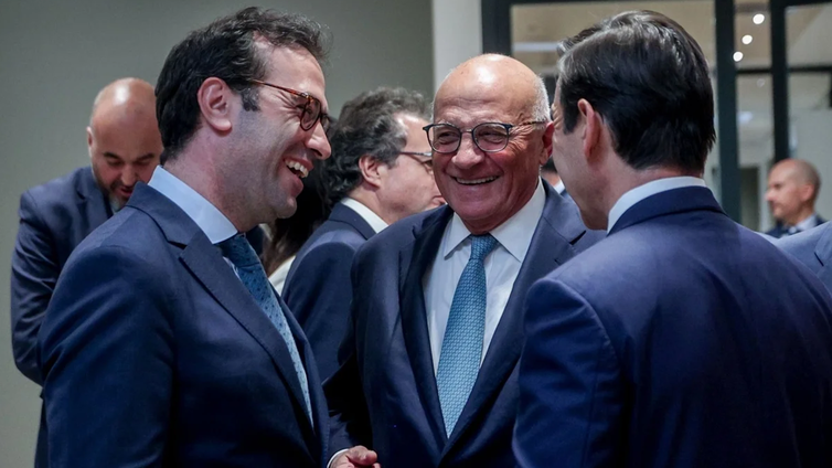 Un año del culebrón interminable de la operación BBVA-Sabadell