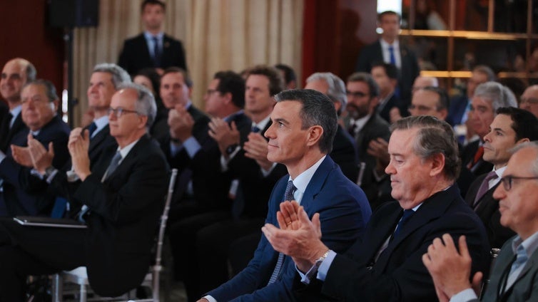 La acometida de Sánchez para mover los hilos del tejido empresarial