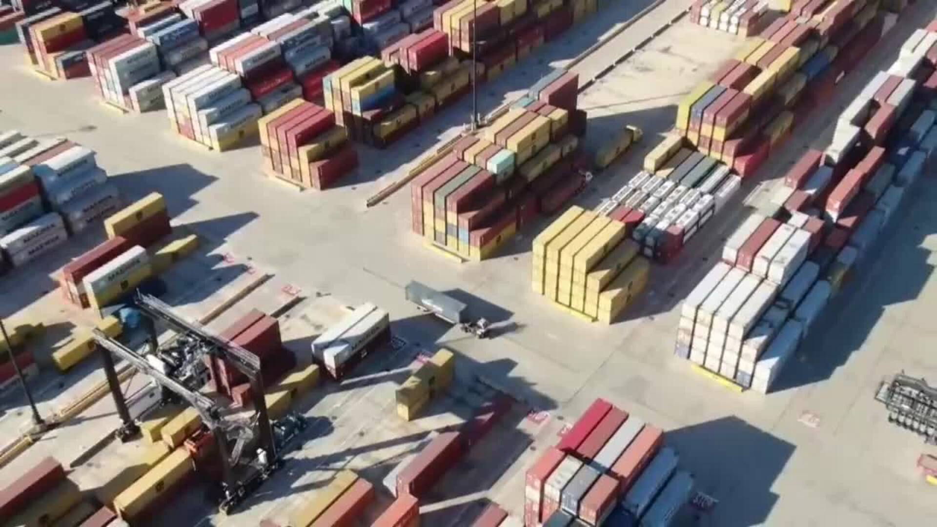 Corte federal de EE.UU. bloquea política arancelaria de Trump por excederse en poderes