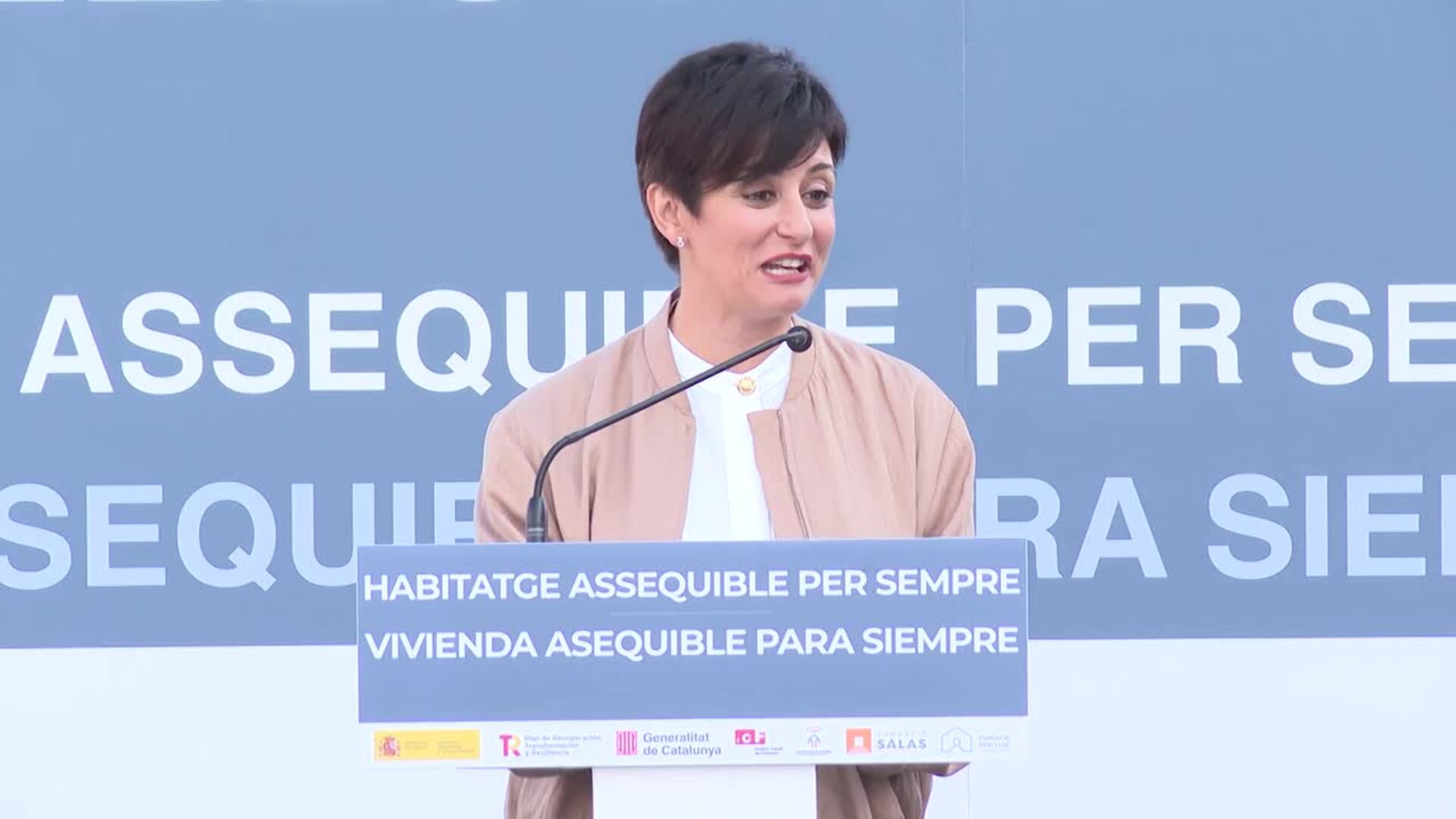 Isabel Rodríguez: &quot;Para que España avance hacen falta viviendas dignas y asequibles&quot;