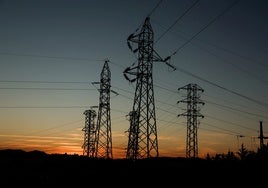 Las eléctricas preparan subidas de la luz por el uso del gas para tener un mix más estable