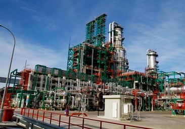 El precio del petróleo cae casi un 6% tras el alto el fuego entre Irán e Israel