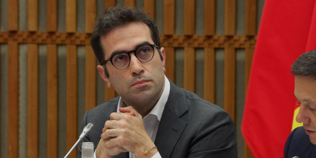 Ticari politika Avrupa Komisyonu'na verildiği için, Trump ile ikili bir müzakereyi reddediyor