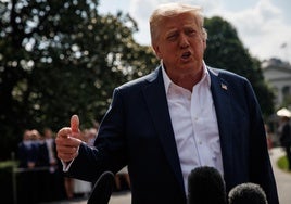 Temor al contagio de la desconfianza en la deuda de EE.UU. por la ley fiscal de Trump