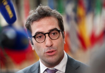 Bruselas abre un procedimiento de infracción contra España por la opa de BBVA a Sabadell