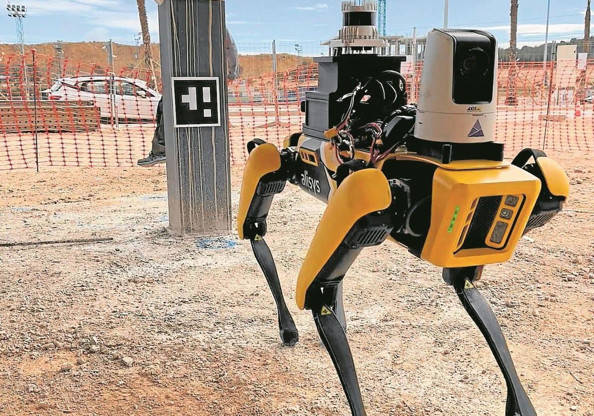 Spot, un robot cuadrúpedo inteligente que recaba información para analizar mediante IA el correcto estado de las protecciones